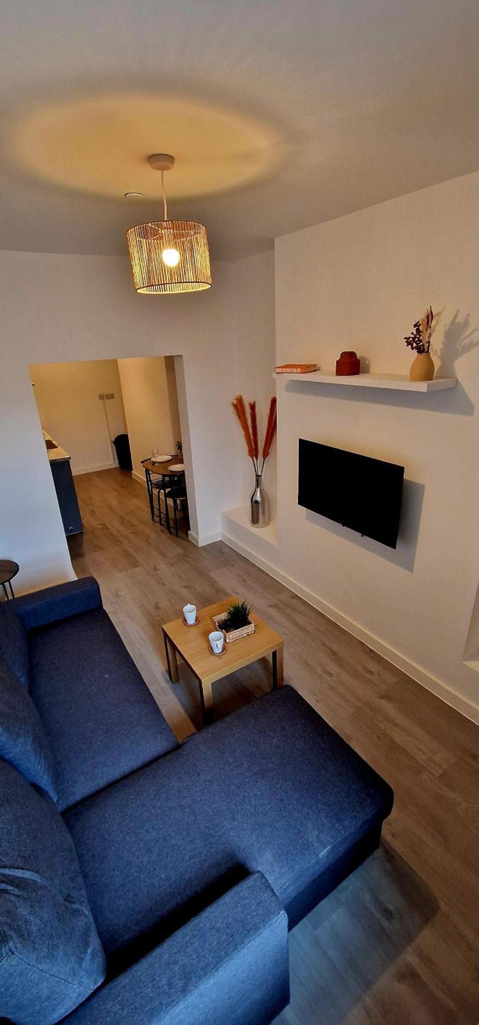 Supervalue Suite 9 - Fast Wifi, Hotel Linen, Keyless Entry, City Only 10 Mins - By Property Promise Cardiff Exterior foto